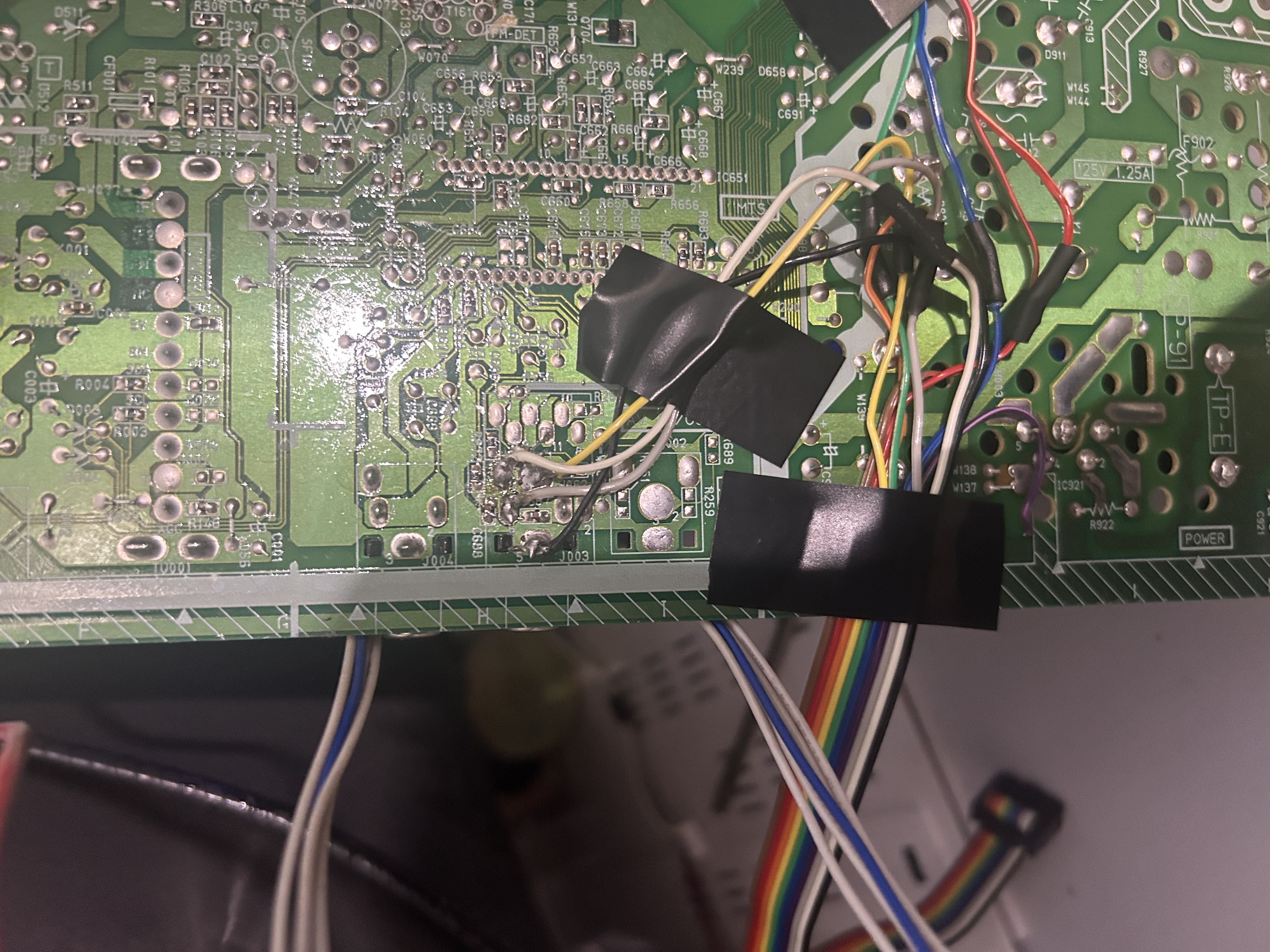 Closeup of underside of composite RCA connector