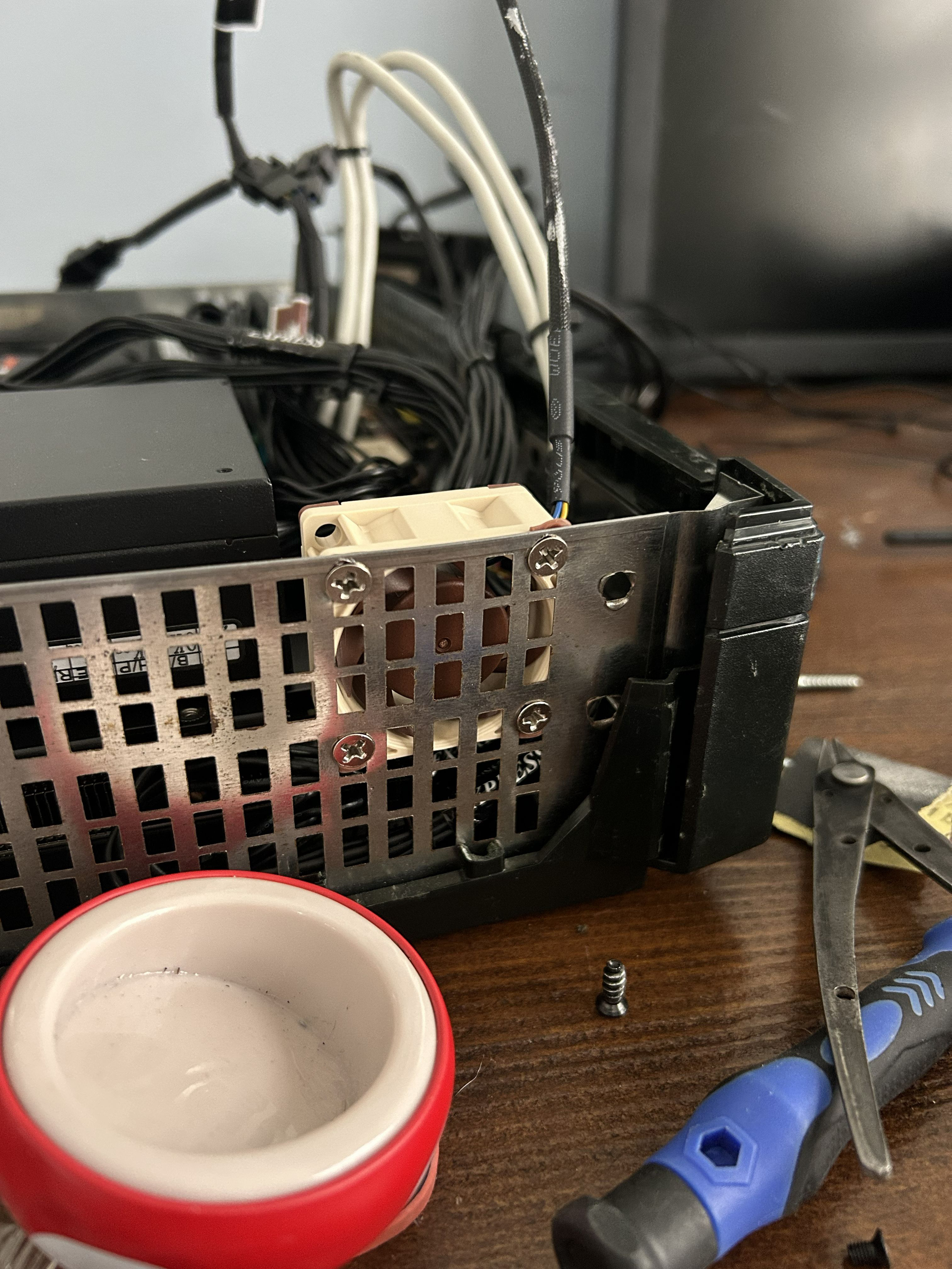 Pic of Newly Installed Noctua Fan